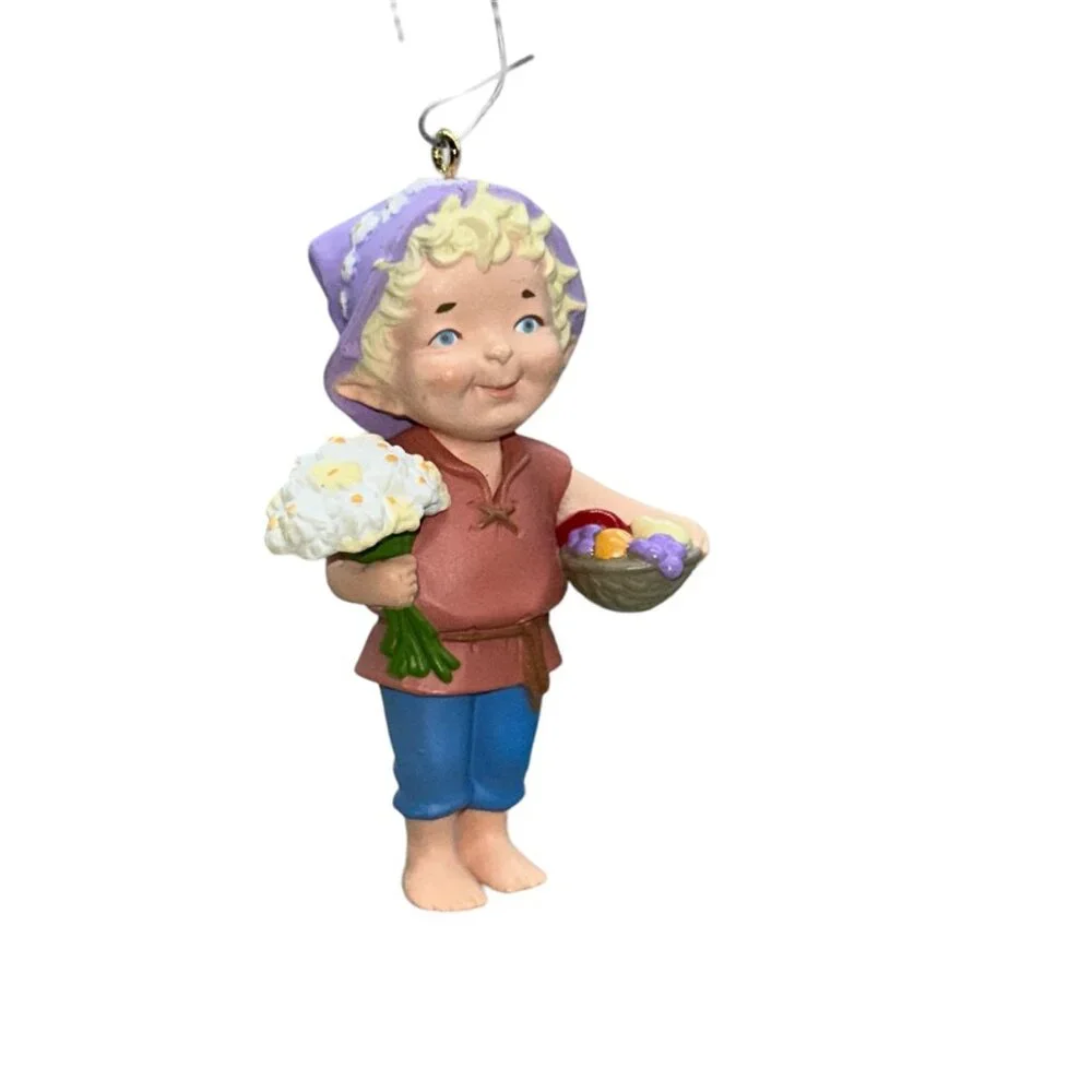 Hallmark Keepsake Ornament Daisy Days‎ Garden Elves Collection 1994 Christmas